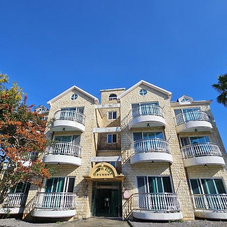 Greenside Pension Seogwipo Exterior foto
